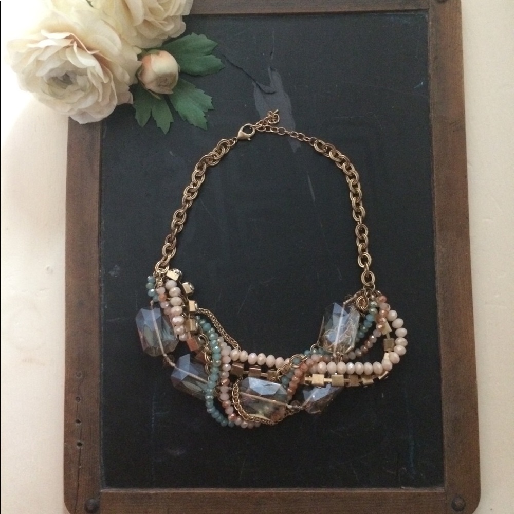 Statement necklace